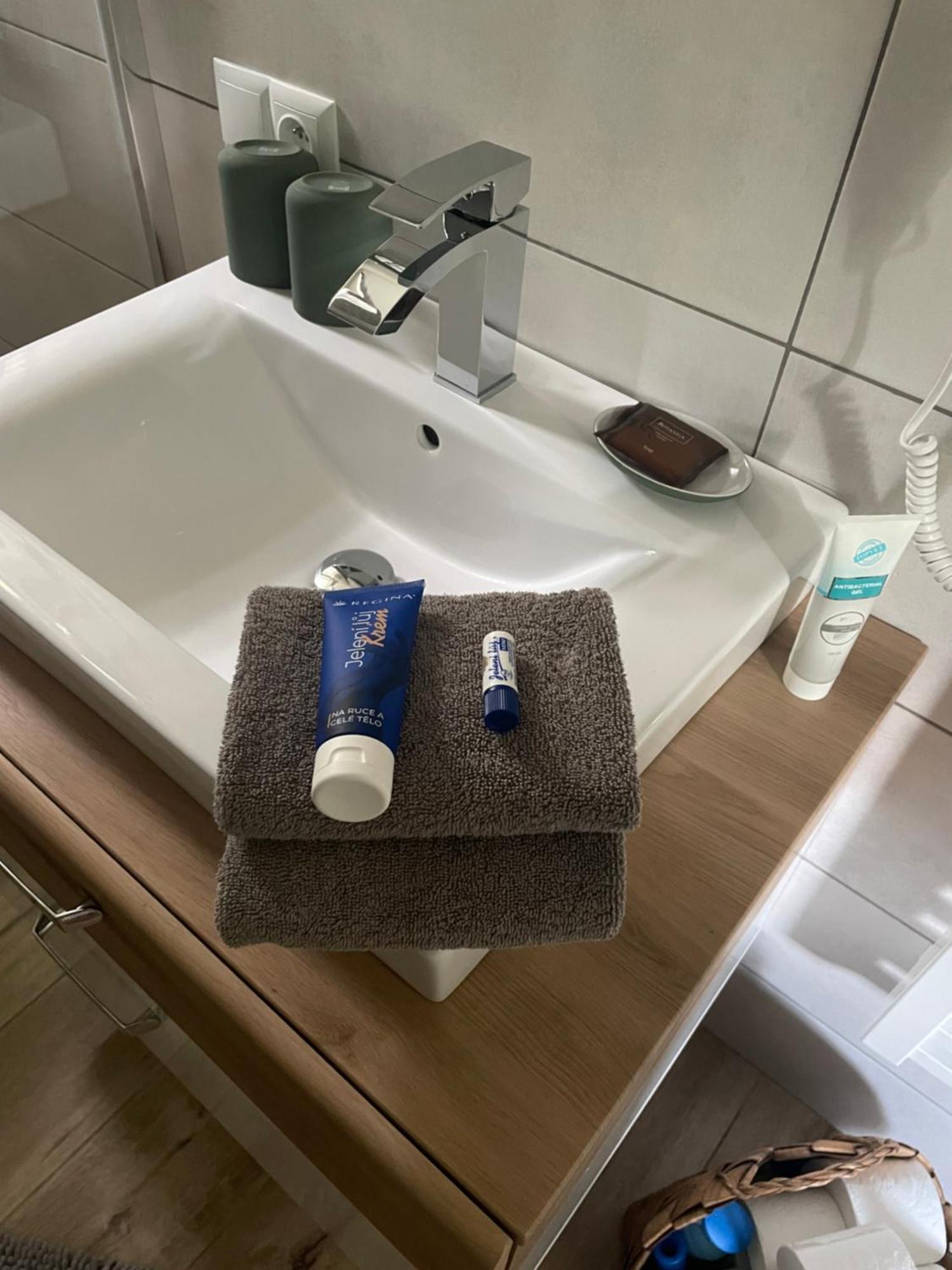 Apartmany Klicperka リベレツ エクステリア 写真